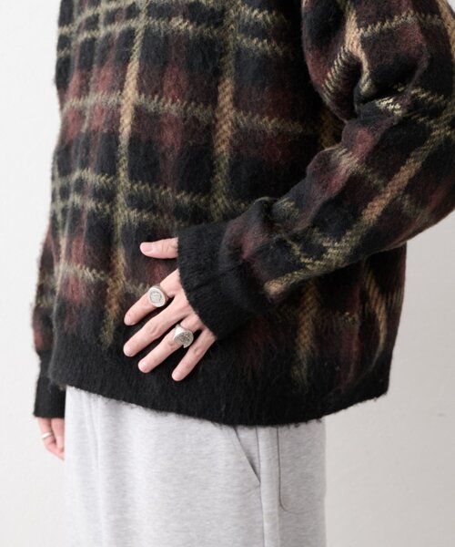 CIAOPANIC TYPY(チャオパニックティピー)の「【ZOZO限定】【UNISEX】シャギーチェックプルオーバーニット(ニット/セーター・レディース・ブラック/グレー/ブルー/グリーン・MEDIUM/LARGE)」の7枚目の写真