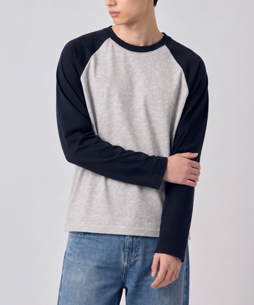 UNDEROFF（アンダーオフ）の「クロップド ラグラン ロングスリーブ Tシャツ ネイビー（Tシャツ/カットソー・レディース・ネイビー・MEDIUM/LARGE/X-LARGE）」の4枚目の写真