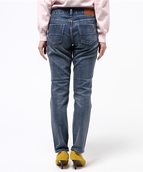 Moname(モナーム)の「Moname(41161003)】CHARLOTTE TIGHT TAPERED(デニムパンツ・レディース・ライトブルー・7号/9号/11号)」の13枚目の写真