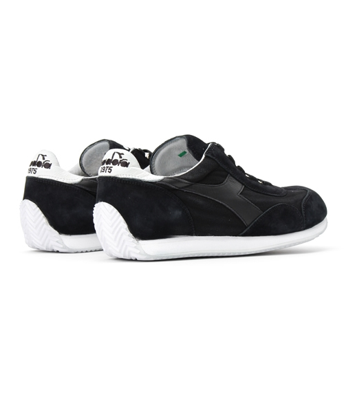 diadora HERITAGE(ディアドラヘリテージ)の「diadora HERITAGE EQUIPE STONE WASH(スニーカー・メンズ・グレー/ブラック/ブルー/ネイビー/ブラウン・6.5/7.5/7/6/8)」の18枚目の写真