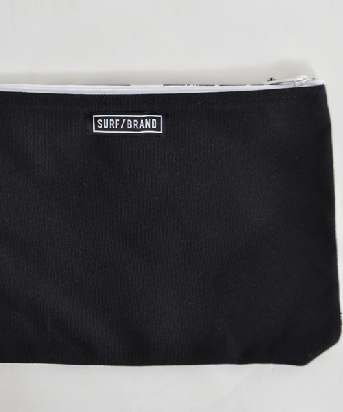 SURF/BRAND（サーフブランド）の「SURF BRAND/サーフブランド EASY CLUTCH（クラッチバッグ・メンズ・ホワイト/ブラック・ONE SIZE）」の4枚目の写真