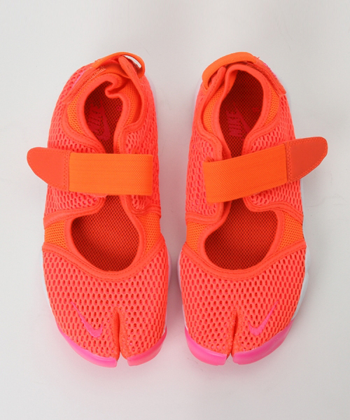NIKE（ナイキ）の「NIKE　エア リフト ブリーズ（スニーカー・レディース・ピンク/ブラック・24/23/25）」の8枚目の写真
