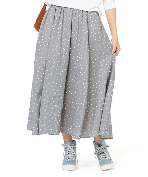 Live in comfort(リブインコンフォート)の「リブ イン コンフォート 気づいたらきゅん♪レモンドット柄のふわひらコットンロングスカート(スカート・レディース・ブラック/グレー/ネイビー・XX-LARGE/NM/NS/SL/X-LARGE/LARGE/MEDIUM/SMALL)」の6枚目の写真