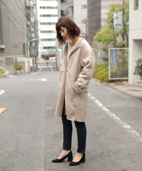 laboratory work（ラボラトリーワーク）の「リバーシブルムートンコート（ムートンコート・レディース・グレー/ベージュ・MEDIUM）」の4枚目の写真