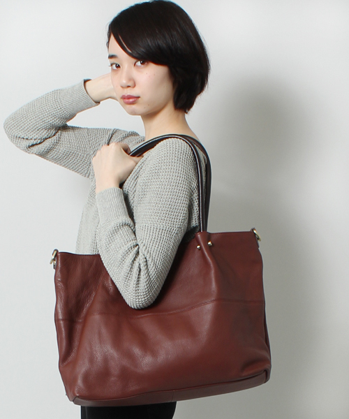 STUDIOUS(ステュディオス)の「AnnaMarie レザー2wayトートバック 【WEB限定】∴(トートバッグ・レディース・ダークブラウン/ピンク/グレー/ネイビー/キャメル/チョコ/グレー系その他/マルチ/ブラック系その他/グリーン・FREE)」の5枚目の写真