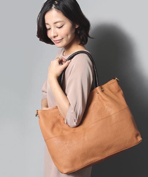 STUDIOUS(ステュディオス)の「AnnaMarie レザー2wayトートバック 【WEB限定】∴(トートバッグ・レディース・ダークブラウン/ピンク/グレー/ネイビー/キャメル/チョコ/グレー系その他/マルチ/ブラック系その他/グリーン・FREE)」の8枚目の写真