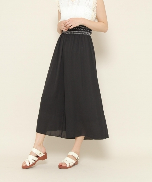 PAGEBOY(ページボーイ)の「スモッキングワイドパンツ(その他パンツ・レディース・ホワイト系その他/ブラック系その他/ブラック・FREE)」の2枚目の写真