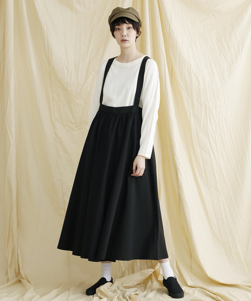 MERLOT IKYU（メルローイキュウ）の「タックロングサロペットスカート1642（スカート・レディース・ブラック/ネイビー/ベージュ・FREE）」の2枚目の写真