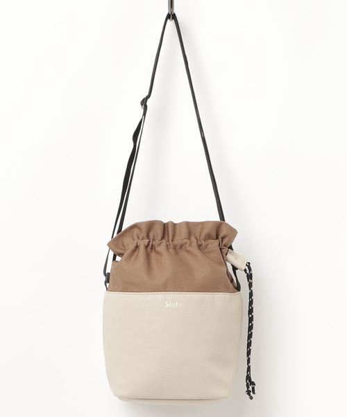 Sinfu（シンフ）の「【Sinfu/シンフ】fakeleather cube mini shoulder/フェイクレザーキューブミニショルダー（ショルダーバッグ・メンズ・ブラック/シルバー/オレンジ/ブロンズ/ライトベージュ・FREE）」の3枚目の写真