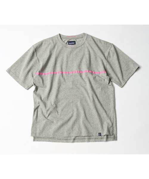 MAGIC NUMBER(マジック ナンバー)の「US COTTON LOOSE FIT LINE PRINT TEE(Tシャツ/カットソー)」|グレー
