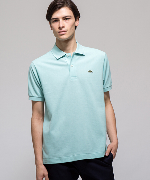 LACOSTE（ラコステ）の「『Ｌ.12.12』定番半袖ポロシャツ（ポロシャツ・メンズ・ネイビー/ホワイト/ブラック/スカイブルー/ライトブルー/グリーン系その他2/ライラック/ライトピンク/ブルー系その他/イエロー系その他/サファリグリーン/ライトグリーン/レッド/ボルドー/ブルー/パープル/ピンク/インディゴブルー/エメラルド/クリアイエロー/ローズ/サックスブルー/バーガンディー/オレンジ/クリアブルー/グレイッシュブルー/コバルトブルー/モスグリーン/グリーン系その他/オレンジ系その他/ライトイエロー/カリビアンブルー/アクア/スモークピンク/エメラルドブルー/ダークパープル/クリアグリーン/ダークブルー/イエロー/ミント/マジェンタ/バイオレット/ターコイズブルー/ダークグリーン/シルバーグレー/ブルーグラス/カーキ/チェリーレッド/グリーン/サーモンピンク/セージグリーン/ダークインディゴブルー/ダークオリーブ/ピンク系その他/ブルー系その他3/ブルー系その他2/ブルー系その他4/ブラウン/グレー/グリーン系その他3/ベージュ/パープル系その他/ライム/ウィート/ケリーグリーン/コーラル/ブルーグリーン/ダークネイビー/ライトオリーブ/ロイヤルブルー/オリーブドラブ/プラム/ダークラベンダー/ピンクベージュ/ライトブラウン/シャーベット/グリーン系その他4/ベビーピンク/ブルー系その他5/レッド系その他/レモンイエロー/グリーン系その他5/ブルー系その他6/グリーン系その他6/グリーン系その他7/レッド系その他2・2/5/3/4/1/6/8/7）」の22枚目の写真