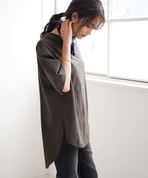 CRAFT STANDARD BOUTIQUE（クラフトスタンダードブティック）の「【追加生産】厚手裾ラウンドカットBIGTシャツ○☆（Tシャツ/カットソー・レディース・チャコールグレー/パープル/オフホワイト/カーキ・M/L）」の20枚目の写真