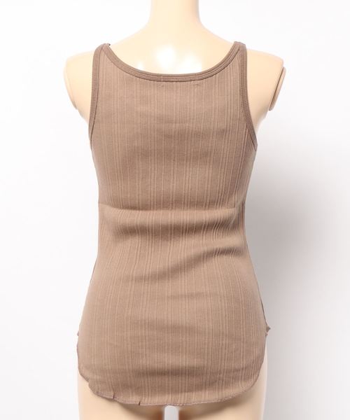 DouDou（ドゥドゥ）の「ランダムリブタンク（Tシャツ/カットソー・レディース・ベージュ/ブラウン/オフホワイト/ボルドー・FREE）」の5枚目の写真