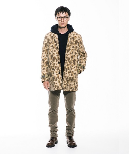 VIRGOwearworks（ヴァルゴウェアワークス）の「CAMO SHOP COAT（カバーオール・メンズ・ベージュ/カーキ・2/3/4）」の8枚目の写真