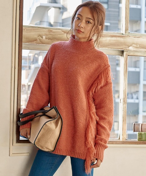 KOBE LETTUCE（コウベレタス）の「サイドフリンジニット（ニット/セーター・レディース・オレンジ系その他/チャコール/ライトベージュ・FREE）」の3枚目の写真