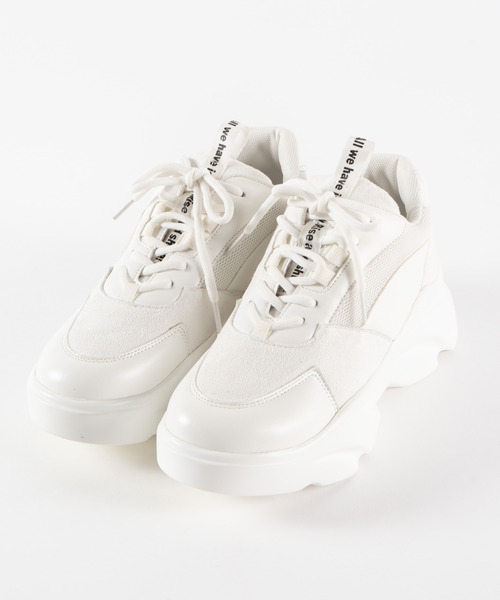 WEGO(ウィゴー)の「WEGO/ロゴテープボリュームスニーカー(スニーカー・レディース・ホワイト/ブラック・MEDIUM/LARGE)」の5枚目の写真