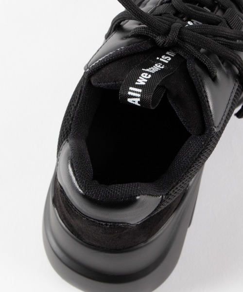 WEGO(ウィゴー)の「WEGO/ロゴテープボリュームスニーカー(スニーカー・レディース・ホワイト/ブラック・MEDIUM/LARGE)」の11枚目の写真