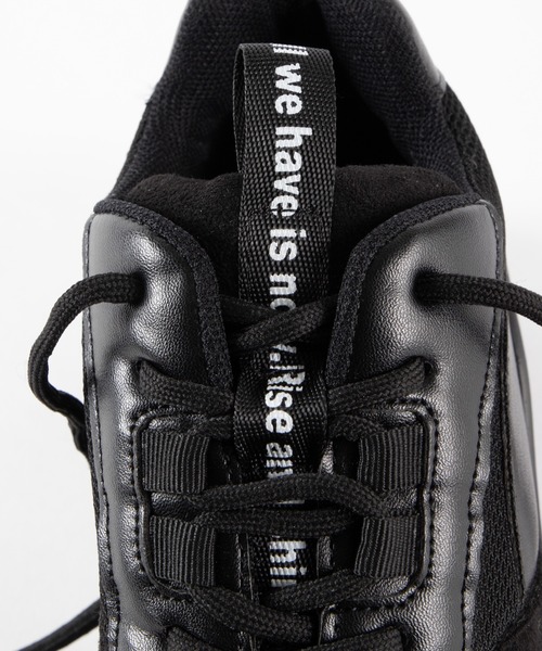 WEGO(ウィゴー)の「WEGO/ロゴテープボリュームスニーカー(スニーカー・レディース・ホワイト/ブラック・MEDIUM/LARGE)」の13枚目の写真