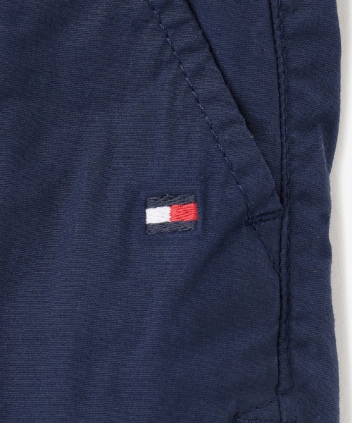 TOMMY HILFIGER（トミーヒルフィガー）の「リラックスショーツ キッズ チルドレン パンツ ズボン ジョガー スウェット レギンス ストレッチ（チノパンツ・キッズ・ベージュ/ネイビー・80ｃｍ/120cm/110cm/100cm/90cm）」の5枚目の写真