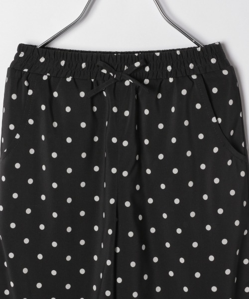 GLOBAL WORK(グローバルワーク)の「【キッズ】プリーツシフォンイージーパンツ/868514(その他パンツ・キッズ・ダークブラウン/ベージュ/その他1/ブラック・130cm/140cm/100cm/120cm/110cm)」の17枚目の写真