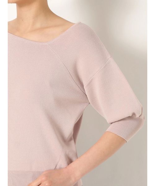 dazzlin（ダズリン）の「アシメＶネックボリュームスリーブプルオーバ（ニット/セーター・レディース・グリーン/オフホワイト/ネイビー/ベージュ・FREE）」の7枚目の写真