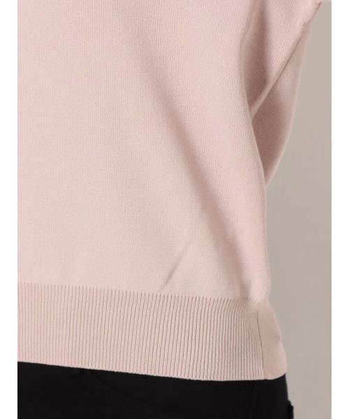 dazzlin（ダズリン）の「アシメＶネックボリュームスリーブプルオーバ（ニット/セーター・レディース・グリーン/オフホワイト/ネイビー/ベージュ・FREE）」の6枚目の写真