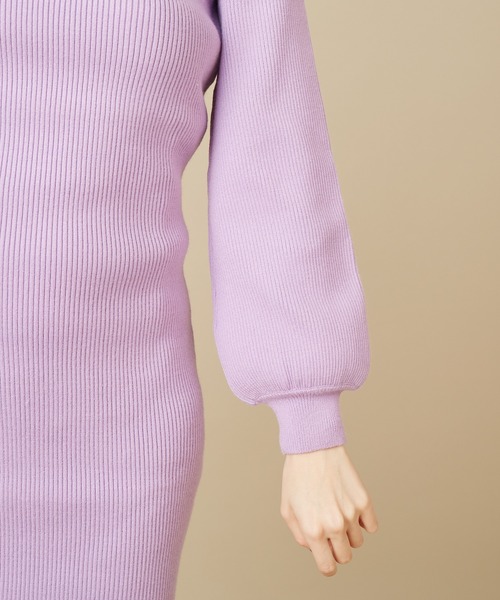 MIIA（ミーア）の「【丈が選べる】[低身長向け/高身長向けサイズ対応][ZOZO限定カラー/サイズ]パフスリーブニットタイトワンピース（ワンピース・レディース・ブラック/ベージュ/パープル/ブラウン/ボルドー/その他/オレンジ/ブラック系その他/グリーン・SMALL/MEDIUM/X-SMALL）」の15枚目の写真