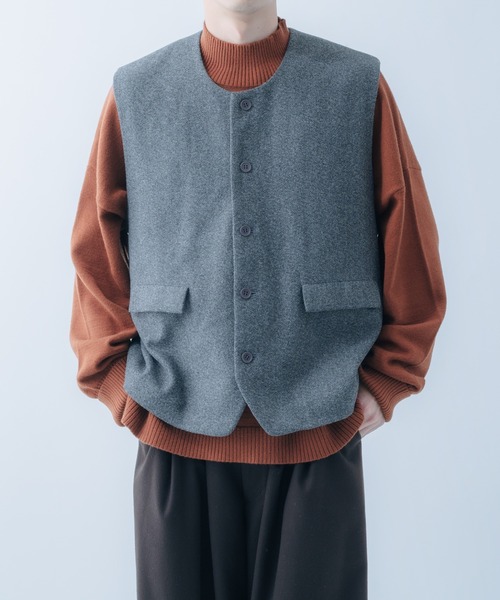 epnok(エプノック)の「モッサベスト(ベスト・メンズ・グレー・MEDIUM/LARGE)」の1枚目の写真