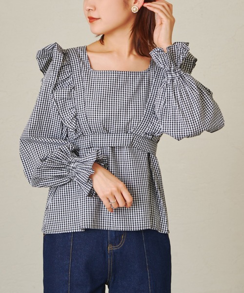 one after another NICE CLAUP（ワンアフターアナザーナイスクラップ）の「フリルハーネスセットブラウス（シャツ/ブラウス・レディース・オフホワイト/ブラック/サックスブルー/ブラック系その他・FREE）」の3枚目の写真