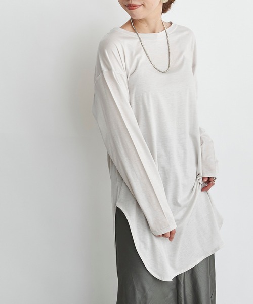 DouDou(ドゥドゥ)の「SS ラウンドヘムチュニックT(Tシャツ/カットソー・レディース・ホワイト/チャコールグレー/ライトベージュ/ライトグリーン・FREE)」の4枚目の写真