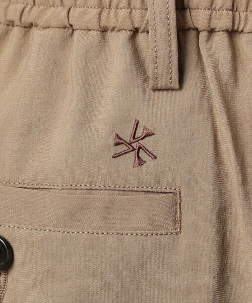 GLOSTER(グロスター)の「EVALET QUICK DRY EASY PANTS イージーパンツ (※吸水速乾、ウォッシャブル、シワになりにくいイージーケア素材を使用!)(その他パンツ・メンズ・ベージュ系その他5/ベージュ/ネイビー・S/L/M)」の11枚目の写真