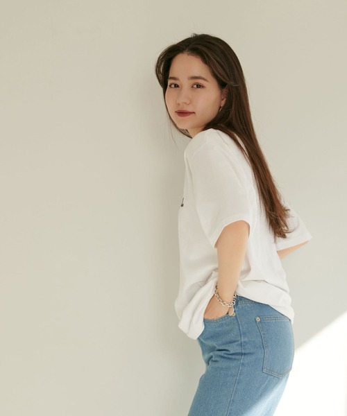 TINA:JOJUN ノベルティ　ホワイト 長袖 Tシャツ 星型刺繍　新品未使用 TINA:JOJUN ノベルティホワイト 長袖 Tシャツ 星型刺繍新品未使用