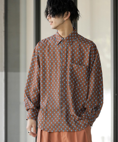 Beno（ビーノ）の「レトロモチーフ グラフィックプリント レギュラーカラー ルーズシャツ（シャツ/ブラウス・メンズ・ホワイト系その他/グレー系その他/ブラウン系その他/グリーン系その他/ブルー系その他/パープル系その他・M/L）」の4枚目の写真