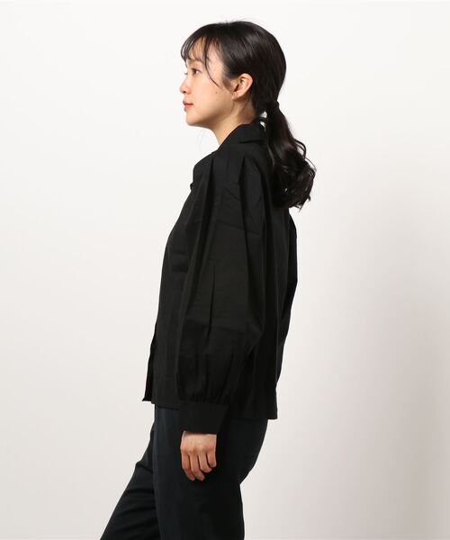 Cheri（シェリ）の「袖ボリュームタックブラウス Cheri/シェリ（シャツ/ブラウス・レディース・イエロー/ブラック/アイボリー/ブルー・FREE）」の6枚目の写真