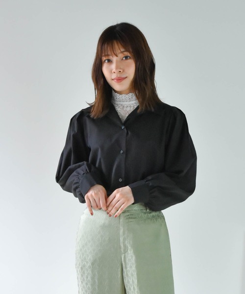 Cheri（シェリ）の「袖ボリュームタックブラウス Cheri/シェリ（シャツ/ブラウス・レディース・イエロー/ブラック/アイボリー/ブルー・FREE）」の3枚目の写真