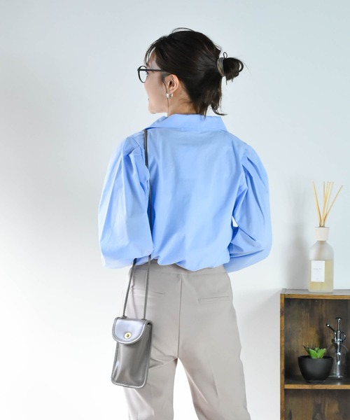 Cheri（シェリ）の「袖ボリュームタックブラウス Cheri/シェリ（シャツ/ブラウス・レディース・イエロー/ブラック/アイボリー/ブルー・FREE）」の22枚目の写真