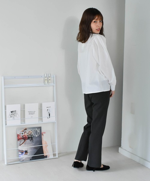 Cheri（シェリ）の「袖ボリュームタックブラウス Cheri/シェリ（シャツ/ブラウス・レディース・イエロー/ブラック/アイボリー/ブルー・FREE）」の13枚目の写真