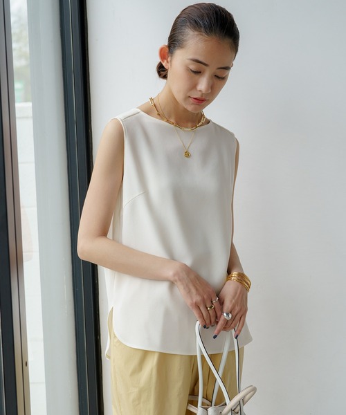 LOUNGEDRESS(ラウンジドレス)の「ジョーゼットノースリブラウス(シャツ/ブラウス・レディース・チャコールグレー/オフホワイト・FREE)」の16枚目の写真