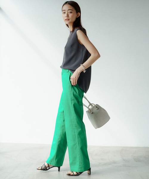 LOUNGEDRESS(ラウンジドレス)の「ジョーゼットノースリブラウス(シャツ/ブラウス・レディース・チャコールグレー/オフホワイト・FREE)」の15枚目の写真