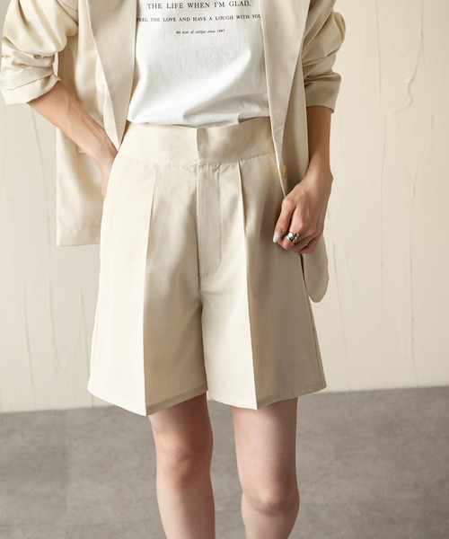 Chillfar（チルファー）の「リネンライクショートパンツ（その他パンツ・レディース・ブラック/オレンジ/グリーン/アイボリー/マスタード/グレイッシュベージュ・FREE）」の2枚目の写真