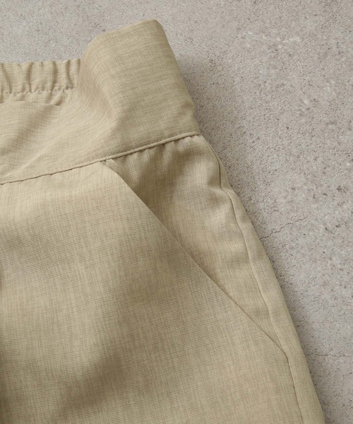 Chillfar（チルファー）の「リネンライクショートパンツ（その他パンツ・レディース・ブラック/オレンジ/グリーン/アイボリー/マスタード/グレイッシュベージュ・FREE）」の10枚目の写真