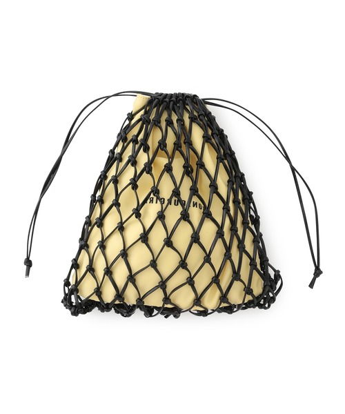 Bonjour Girl（ボンジュールガール）の「【Bonjour Girl】メッシュ×ナイロン巾着バッグ（ショルダーバッグ・レディース・ブラック/シルバー・FREE）」の5枚目の写真