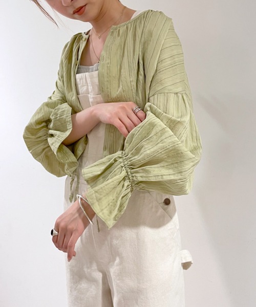 mystic（ミスティック）の「袖フリルブラウス（シャツ/ブラウス・レディース・ブラック/オフホワイト/ブルー/グリーン系その他・FREE）」の17枚目の写真