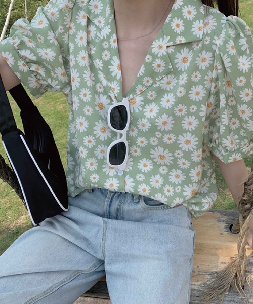 meJane（ミージェーン）の「花柄ボリュームスリーブブラウス【ZOZOTOWN限定】（シャツ/ブラウス・レディース・ブラック/グリーン・FREE）」の10枚目の写真