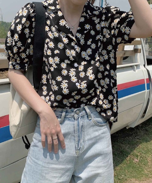 meJane（ミージェーン）の「花柄ボリュームスリーブブラウス【ZOZOTOWN限定】（シャツ/ブラウス・レディース・ブラック/グリーン・FREE）」の11枚目の写真