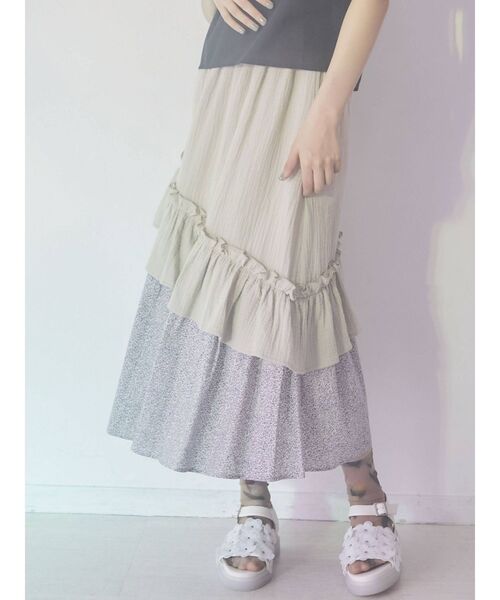 merry jenny（メリージェニー）の「floralティアードフレアスカート（スカート・レディース・ブラック/ベージュ/ラベンダー・FREE）」の14枚目の写真