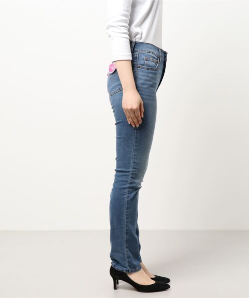 Levi's（リーバイス）の「【Levi's】「312 COOL」 シェイピングスリムデニムパンツ（デニムパンツ・レディース・ライトインディゴブルー・26inch/25inch/27inch/24inch）」の3枚目の写真