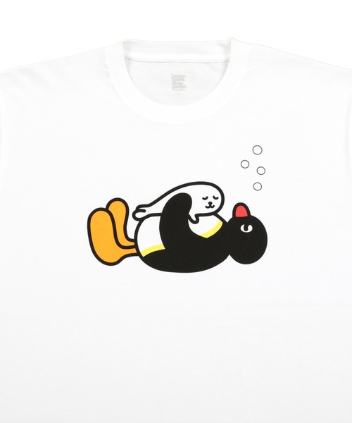 Design Tshirts Store graniph（デザイン　ティーシャツ　ストア　グラニフ）の「ピングーと子アザラシ(ピングー)｜コラボTシャツ（Tシャツ/カットソー・メンズ・ホワイト・SMALL/MEDIUM/LARGE/X-LARGE/X-SMALL）」の6枚目の写真