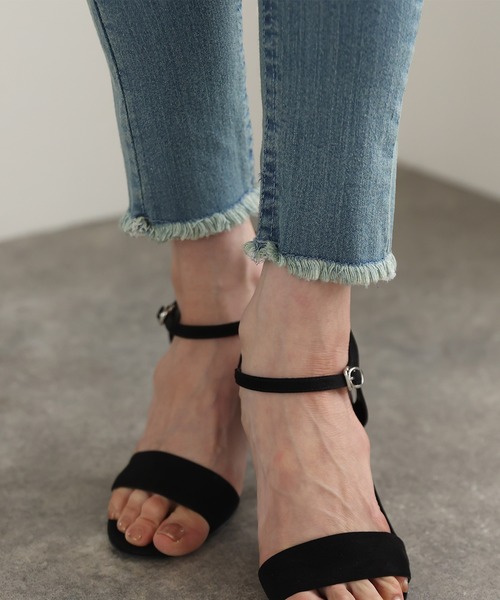 ElegChic(エレグシック)の「スキニーストレッチデニムパンツ(デニムパンツ・レディース・ブルー/ワンウォッシュ/ネイビー・4L/M/L/XXL/XL)」の4枚目の写真
