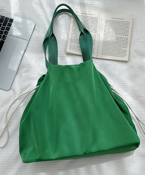 c.u.l(シーユーエル)の「【c.u.l】無地ナイロン 巾着ショルダーバッグ cula255(ショルダーバッグ・レディース・アイボリー/イエロー/グリーン/ブラック・FREE)」の17枚目の写真